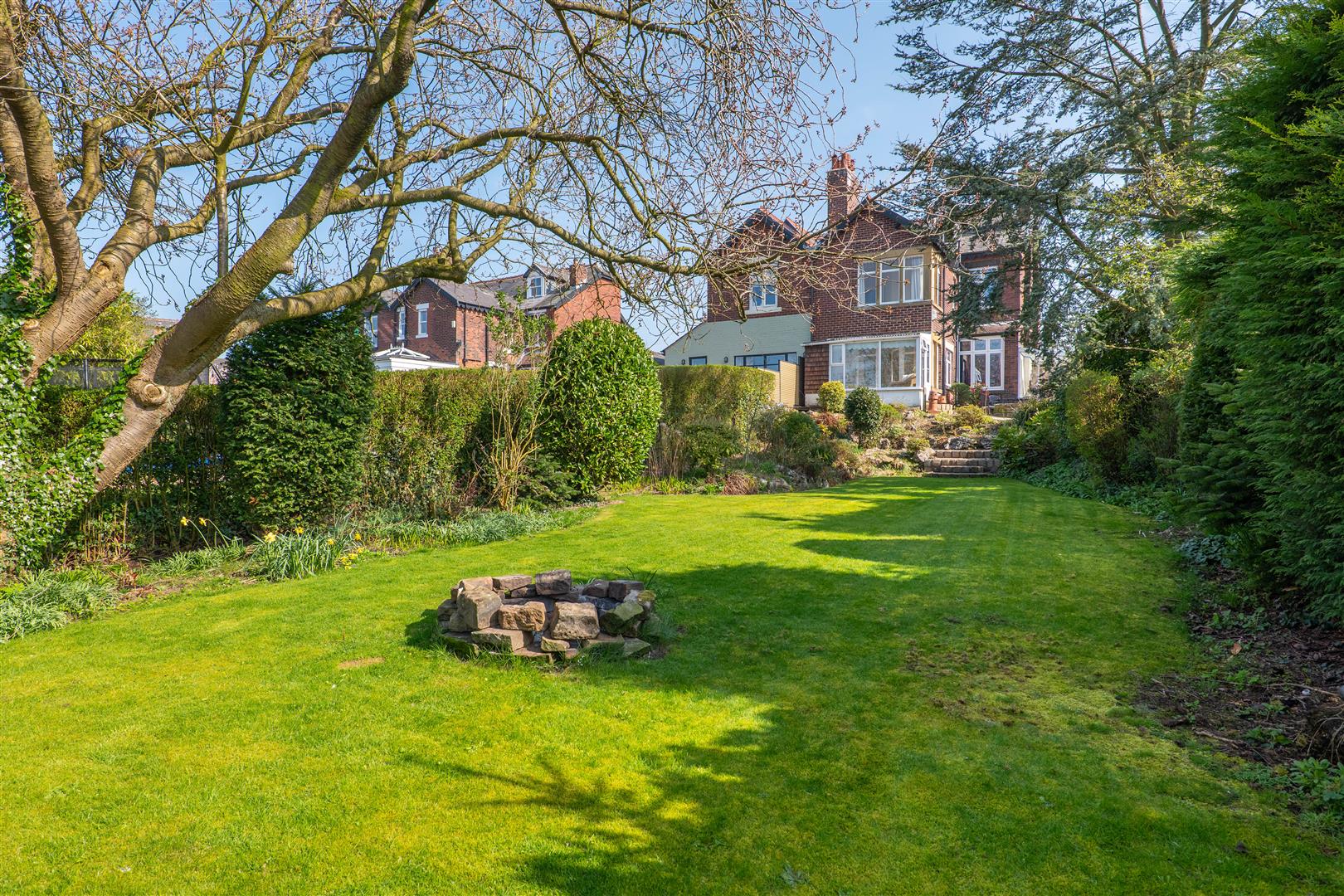 5 bed property in Windsor Road, Chorley